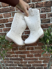 Stoere cowboylaars in het beige.