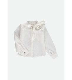 Prachtige uitgewerkte blouse met strik in het offwhite.