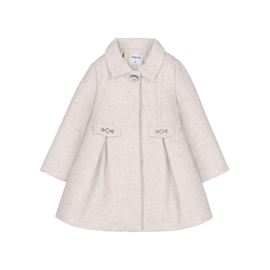 Prachtige zandkleurige trenchcoat van Mayoral.