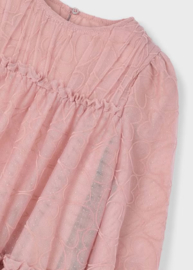 Mooie uitgewerkte mayoral jurk met hartjes en een subtiele glitter.