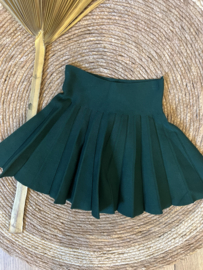 Mooi fijn gebreid rokje in de kleur darkgreen.