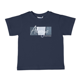 Donkerblauw shirt van Mayoral met een mooie print.