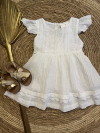 Prachtig offwhite jurkje met broderie .