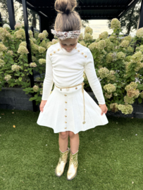 Mooi 2-delig setje in het offwhite met goud.