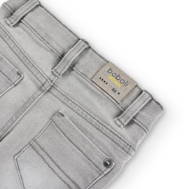 Mooi jeans stretch broekje van Boboli in het grijs.