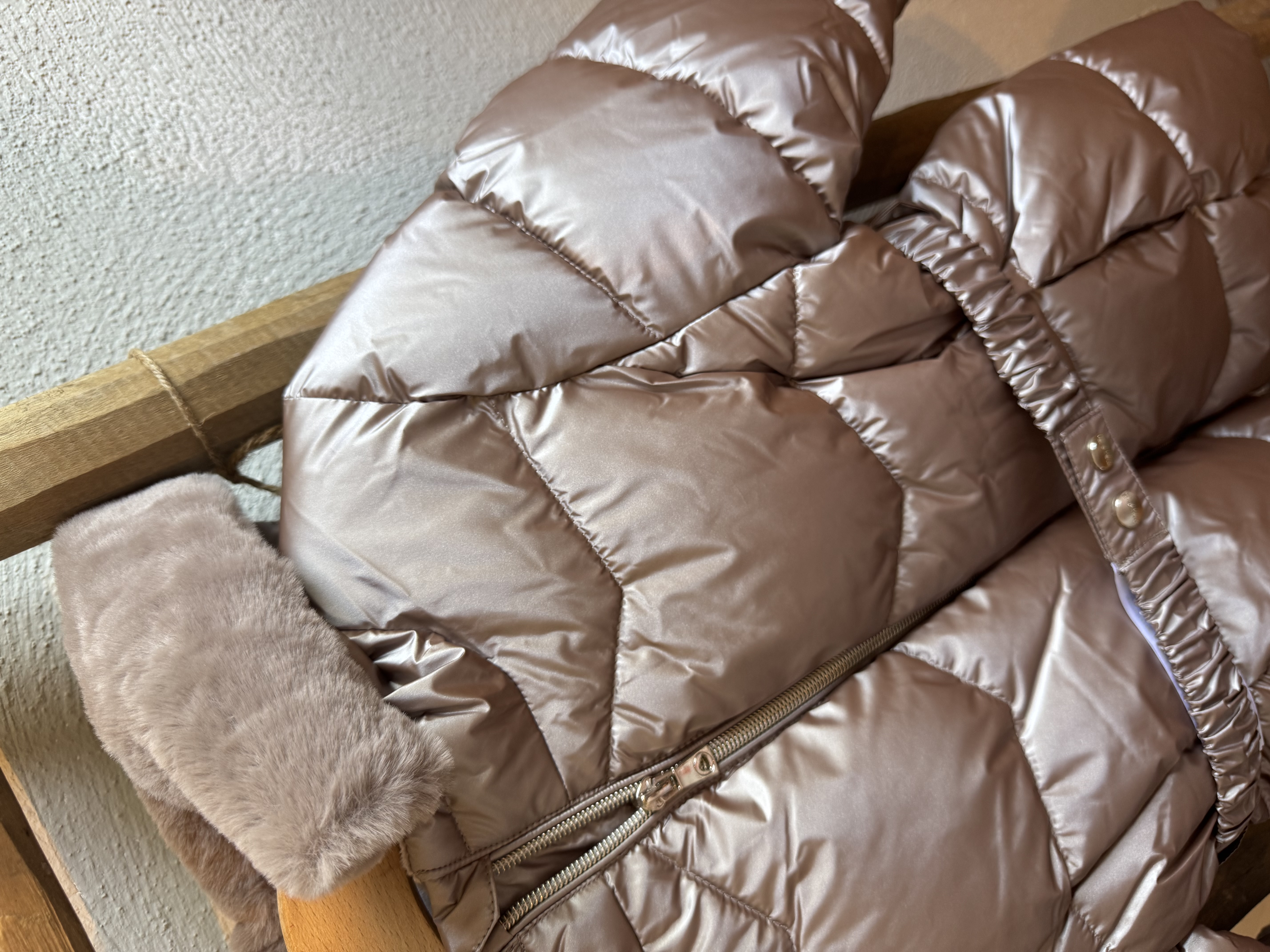 Prachtige winterjas van Mayoral in het taupe.