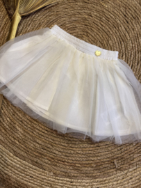 Mooi offwhite tule rokje van Le Chic.