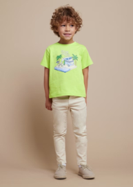 Mooie beige broek slim fit model van Mayoral.