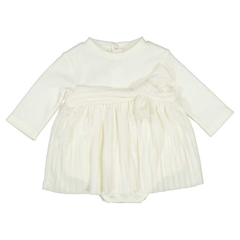 Prachtige velourse jurk van Mayoral met strik in het offwhite.