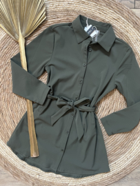 Prachtige travel jurkjes in het army green.