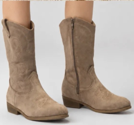 Stoere cowboylaarzen met rits in het taupe .