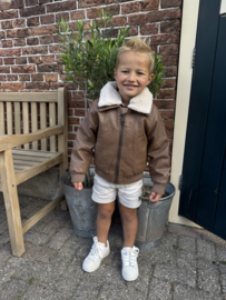 Stoere leather look piloten jas met bont .