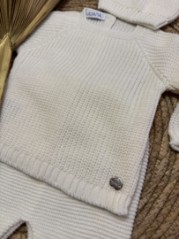 Mooi 3-delig setje gebreid van Juliana in het offwhite.