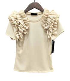 Zandkleurig shirtje met ruches.