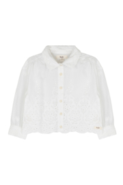 Prachtige uitgewerkte blouse Liz van Baje studio in het offwhite.