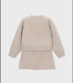 Prachtig 2-delig set van Mayoral in het beige.
