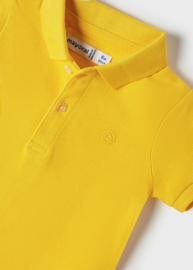 Basis polo van Mayoral in de kleur yellow.