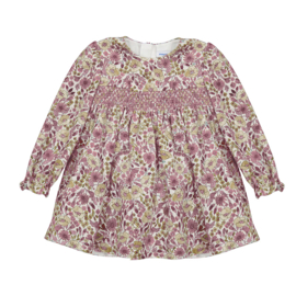 Mooi velvet jurkje met bloemen.