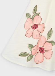 Vrolijke jurk van Mayoral met een mooie print.