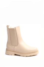 Stoere boots in de kleur beige