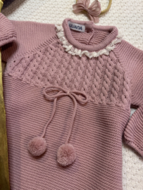 Lief gebreid jurkje van Juliana in oudroze.