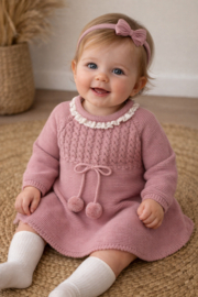 Lief gebreid jurkje van Juliana in oudroze.