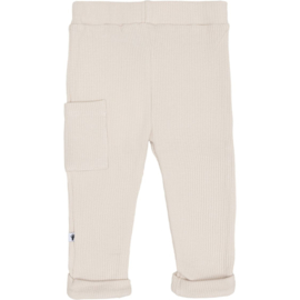 Heerlijk broekje van Klein babykleding in het zandkleur.