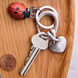 Sleutelhanger lieveheersbeestje hout
