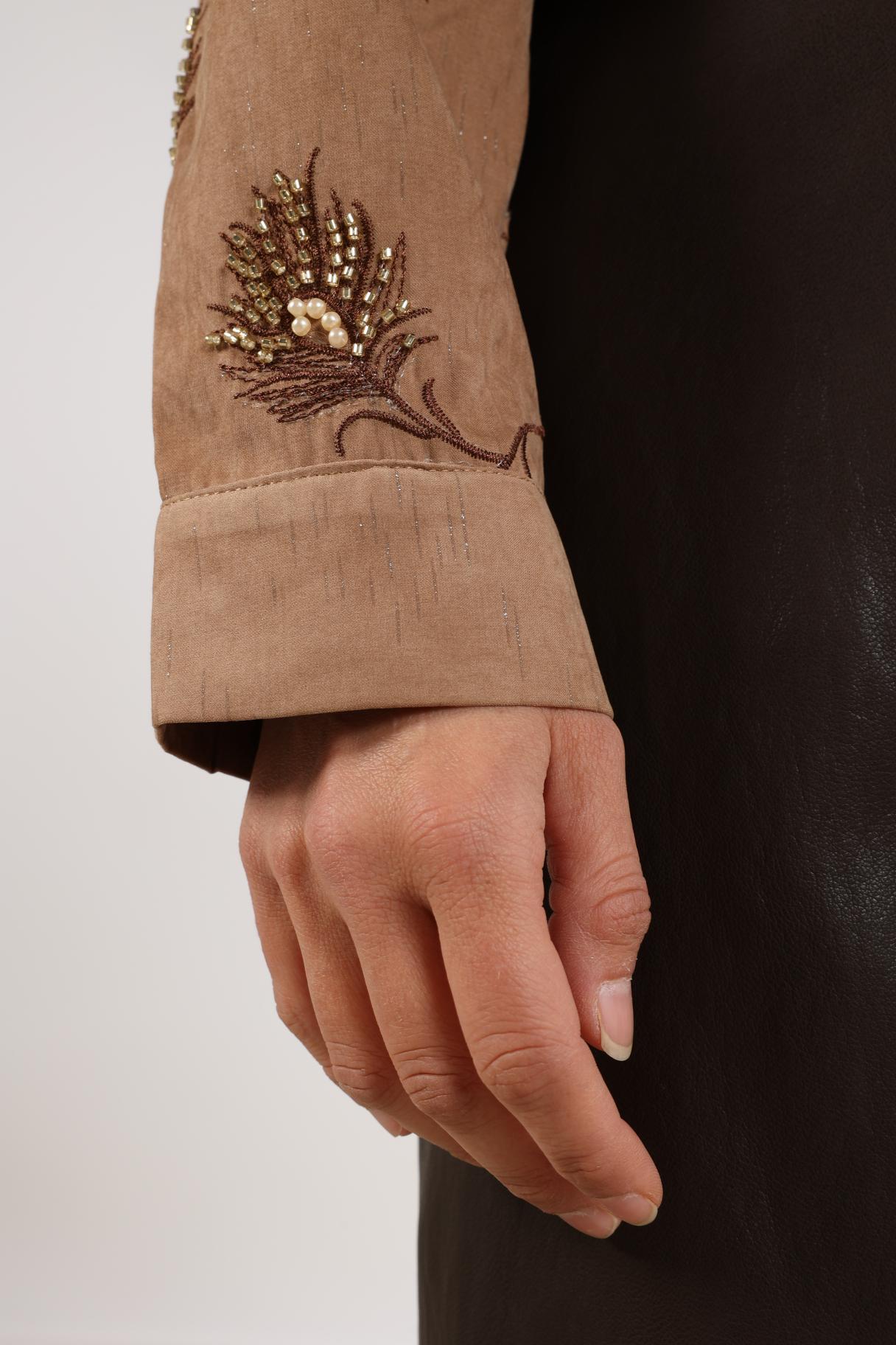 Nukus blouse Iris embroidery