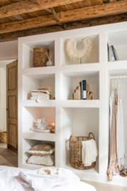 Schelpenketting op standaard