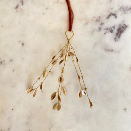 Hanger mistletoe champagne