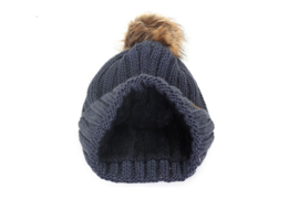Muts gebreid blauw