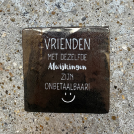 Tegeltje goud “Vrienden”