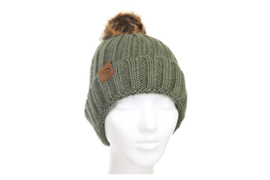 Muts gebreid groen