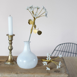 Bloem van kraaltjes metaal