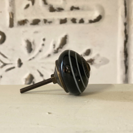 Knop Q26 zwart met witte strepen