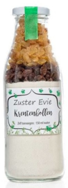 Zuster Evie - broodmix krentenbollen