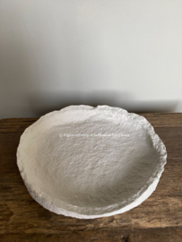 Papier-maché schaal, eigen label, kalk wit