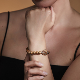 The Moshi armband Alice bruin