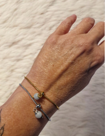 "Essence of me" armband