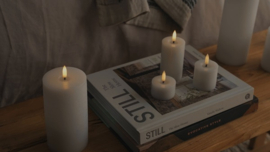 Uyuni LED-kaarsen melted Nordic White 7,8 cm x 20 cm
