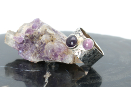 Ring with Amethyst