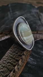 RING MET CHALCEDOON
