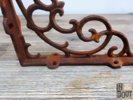 Cast iron shelf support | Classic | Baroque | M |