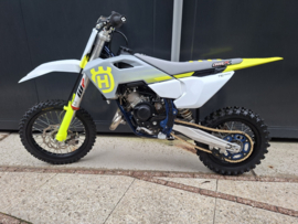 HUSQVARNA TC 65 NIEUW MODEL BOUWJAAR 2024 GEHEEL ORIGINEEL 49 UUR NIEUWSTAAT !!!