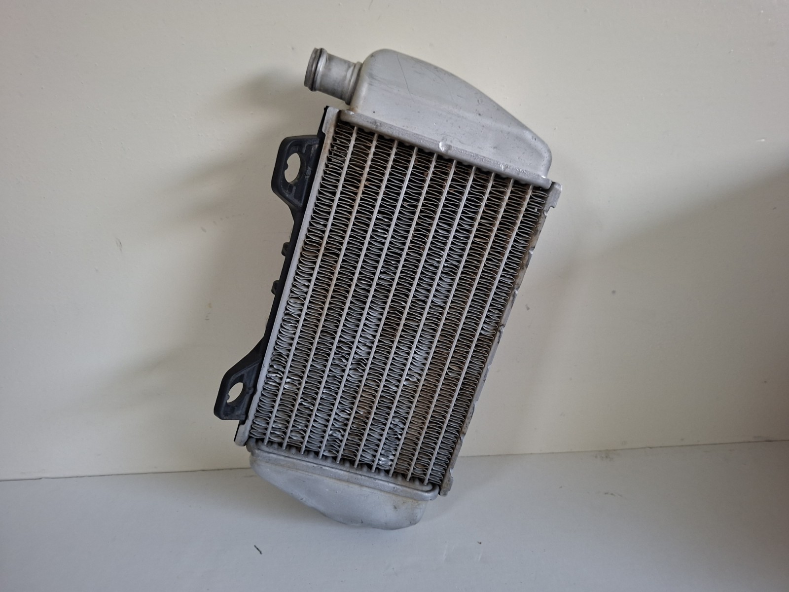 KTM SX 85 / HUSQVARNA TC 85 / GASGAS MC 85 RADIATEUR LINKS 2018-2024 GEBRUIKT