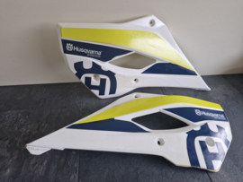 HUSQVARNA TC 85 85 SET ORIGINELE RADIATEURKAPPEN  2014 T/M 2017 GEBRUIKT