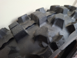 KTM SX 65 / HUSQVARNA TC 65 / GASGAS MC 65 MITAS  PITCROSS C21 STONE KING DIKKE VOORBAND 90-90-14 GEBRUIKT