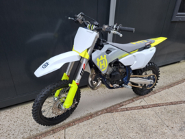 HUSQVARNA TC 65 NIEUW MODEL BOUWJAAR 2024 GEHEEL ORIGINEEL 49 UUR NIEUWSTAAT !!!