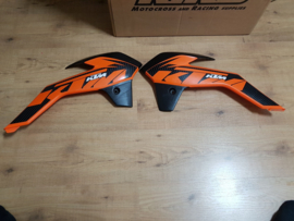 KTM SX 85 SET ORIGINELE RADIATEURKAPPEN MODELJAAR 2013 GEBRUIKT